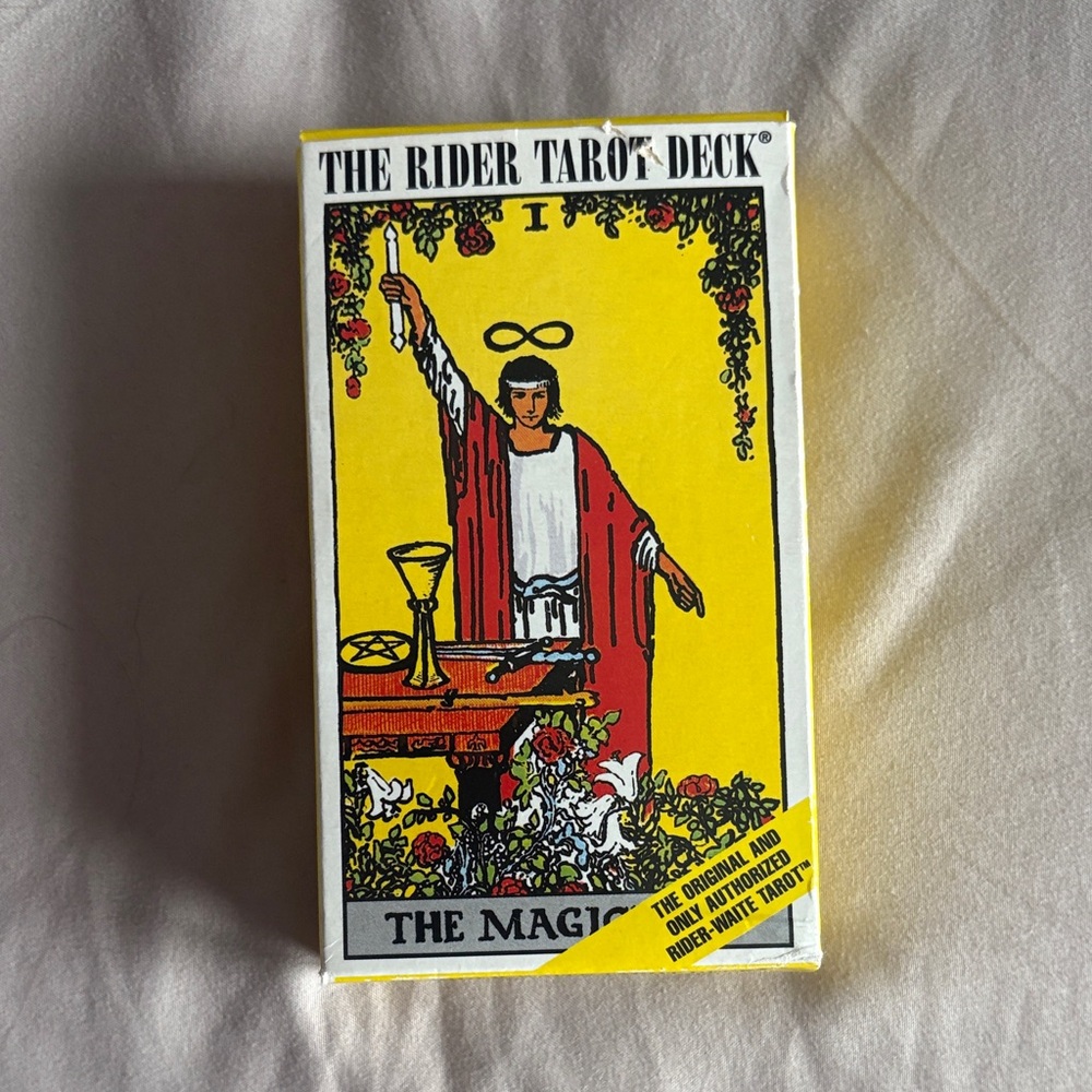 Tarot Deck with The Magician Card